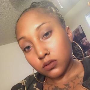 Meet your Posher, Ashlee